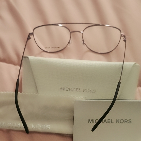 Michael Kors MK3048 1688 - Picture 2 of 5
